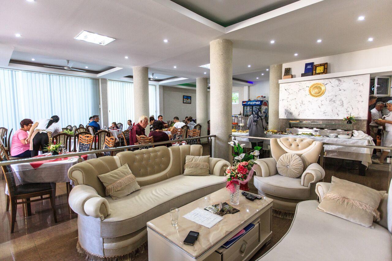 Hotel Hoti Ulcinj Exterior photo